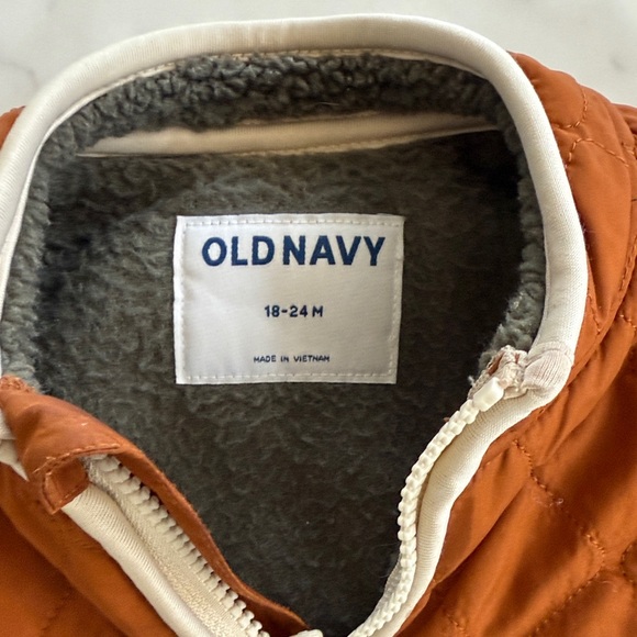 Old Navy Rust and Charcoal Quilted Jacket - Picture 2 of 3